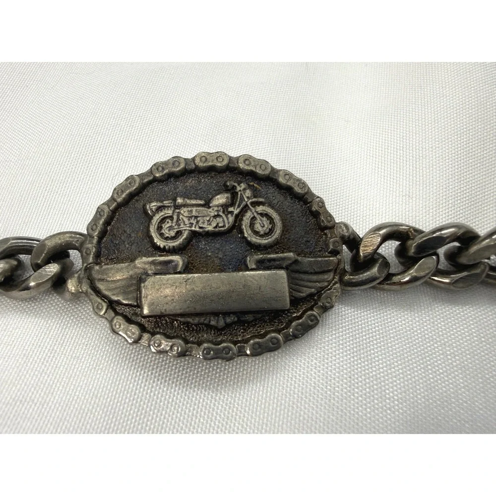 Vintage Biker Motorcycle Winged Medallion Curb Chain Bracelet Gunmetal Git